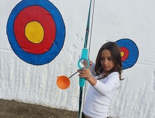 Apuntando con el arco